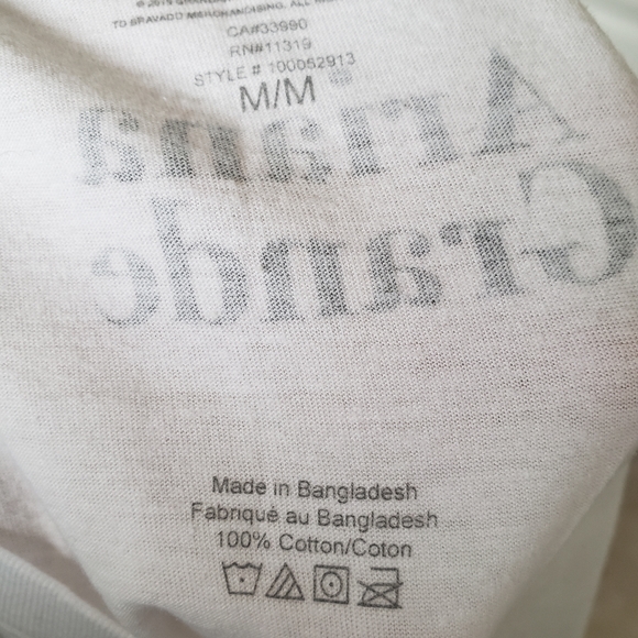 SOLD NWOT Ariana Grande upside down Oversized graphic tshirt M - Picture 6 of 6